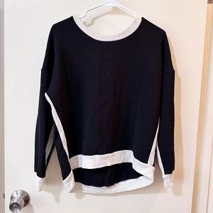W5 oversized long sleeves black and white